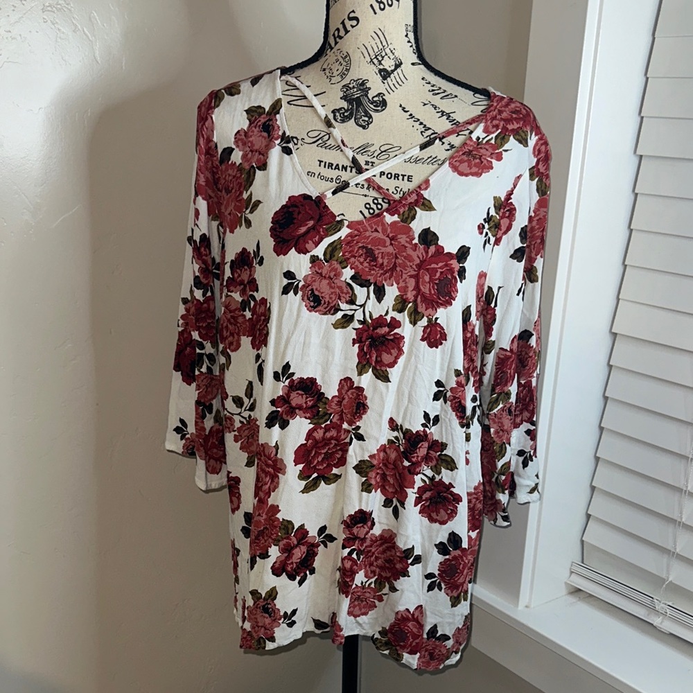 Torrid Rose Floral V-Neck Blouse